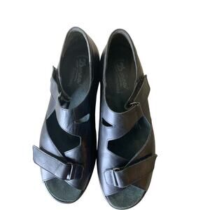 Darea Greenway Sandals Women's Size 7.5 Dutch Design Shoes